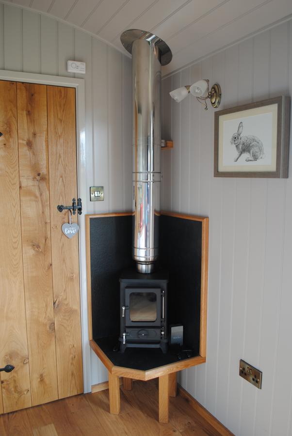 The Little John Petite Cosy Log Cabin - Sleeps 2, Great For Romantic Breaks, Couples, Single Guests, Near Sherwood Forest At Fairview Farm, Nottingham Set In 88 Acres Blidworth Esterno foto