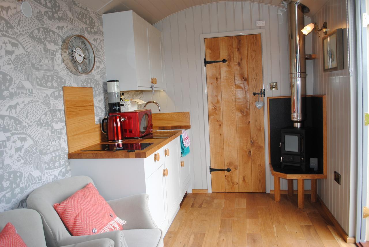 The Little John Petite Cosy Log Cabin - Sleeps 2, Great For Romantic Breaks, Couples, Single Guests, Near Sherwood Forest At Fairview Farm, Nottingham Set In 88 Acres Blidworth Esterno foto